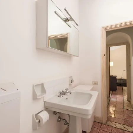 Locazione Turistica Lupa 25